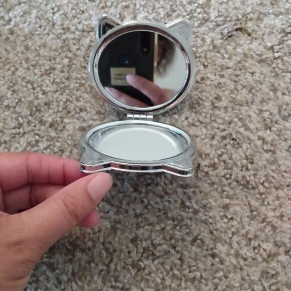 Kuromi Compact Mirror - Picture 3 of 3